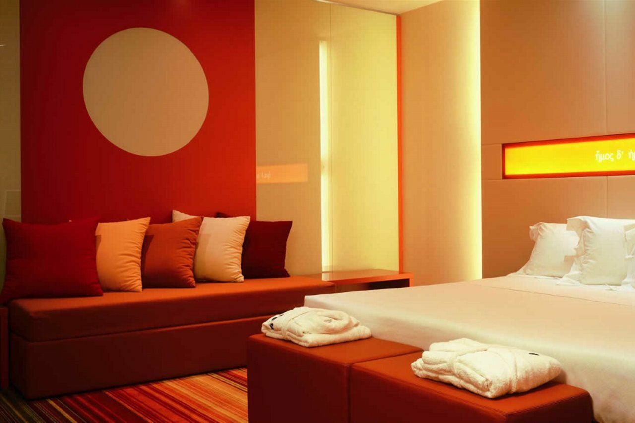 ยูเอ็นเอโฮเต็ล โบโลญญา เชนโตร Hotel ภายนอก รูปภาพ
